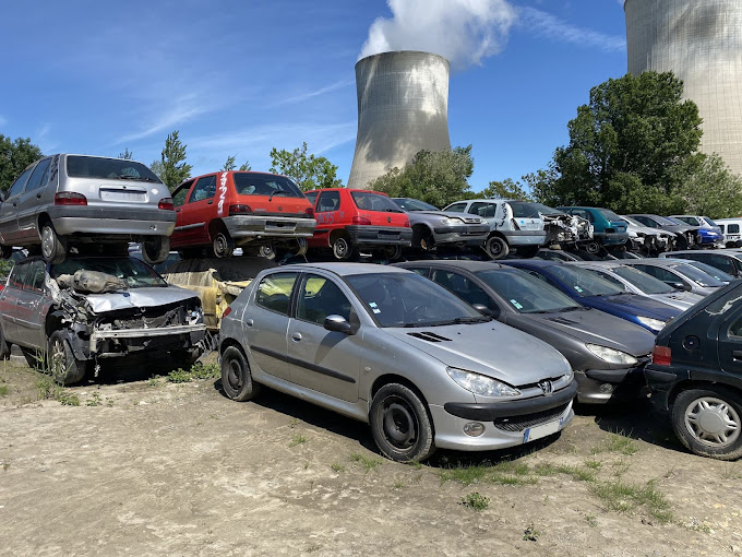 Aperçu des activités de la casse automobile SAVRA située à CRUAS (07350)